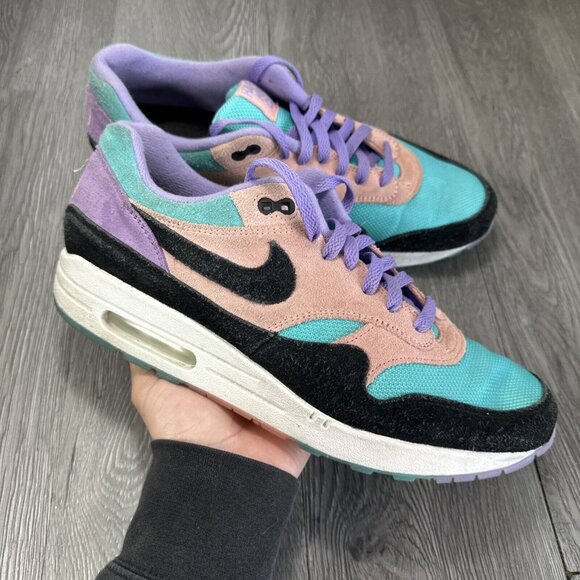 Size 11.5 - Nike Air Max 1 Have A Nike Day Preowned Great Condition